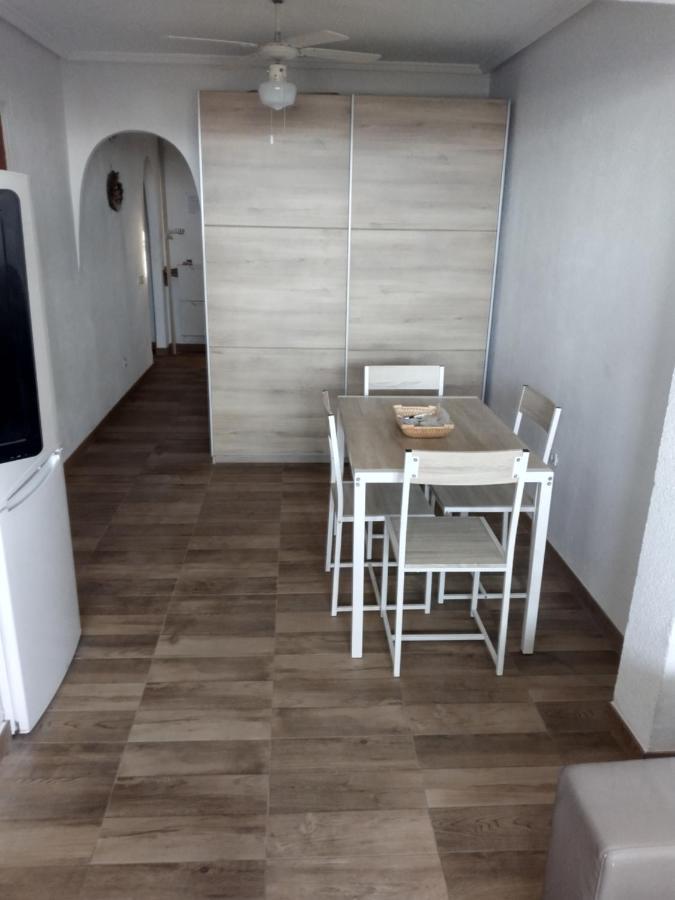 Sentral Appartement In ตอร์เรเวียคา ภายนอก รูปภาพ