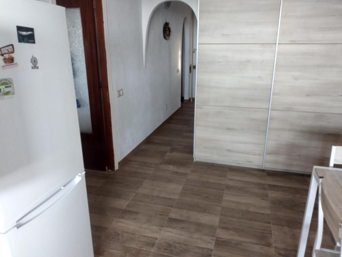 Sentral Appartement In ตอร์เรเวียคา ภายนอก รูปภาพ